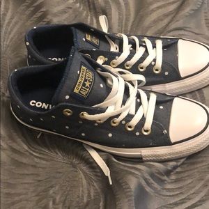 Polka dot converse